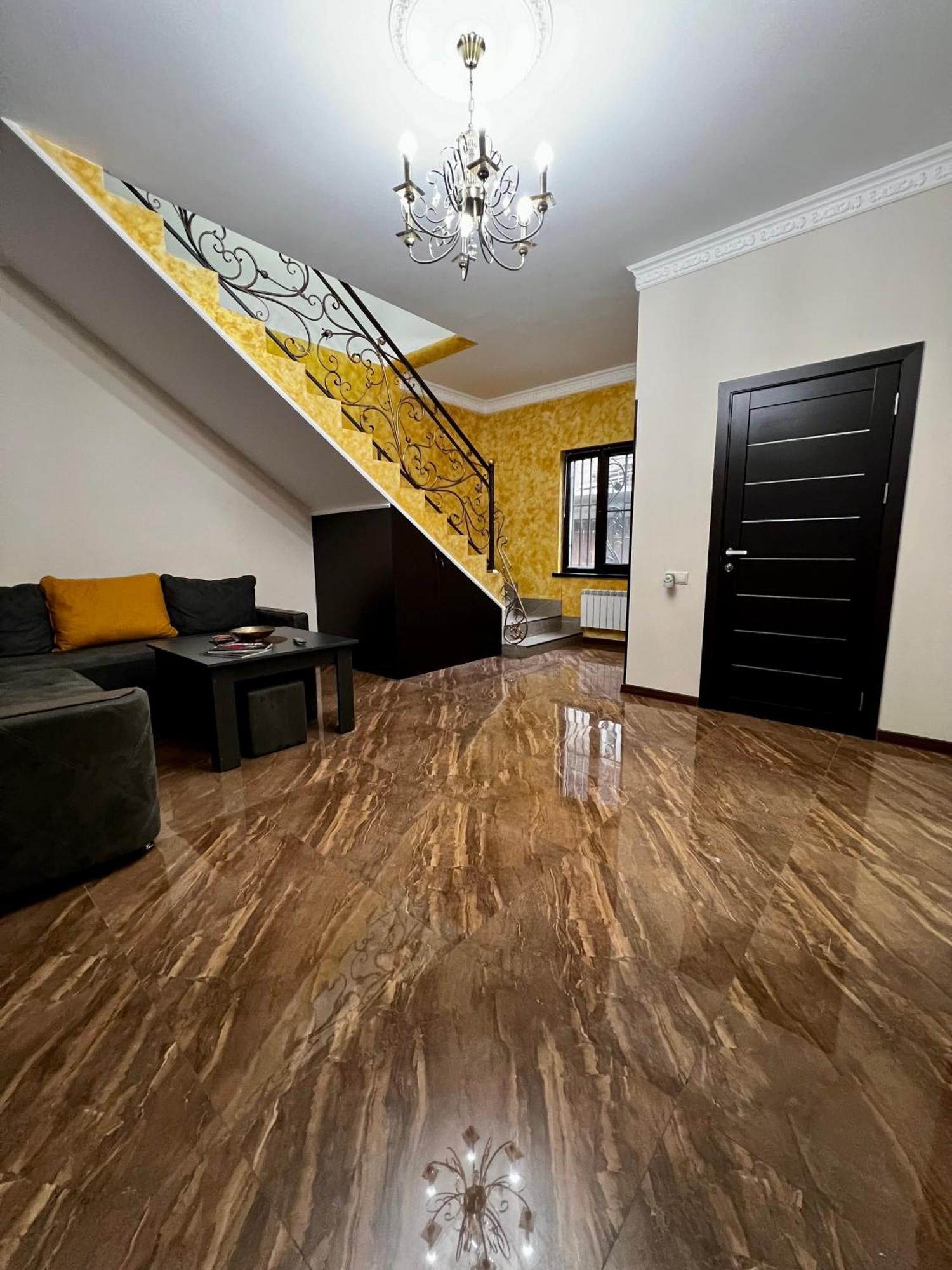 New , Comfortable 3 Bedroom House يريفان المظهر الخارجي الصورة